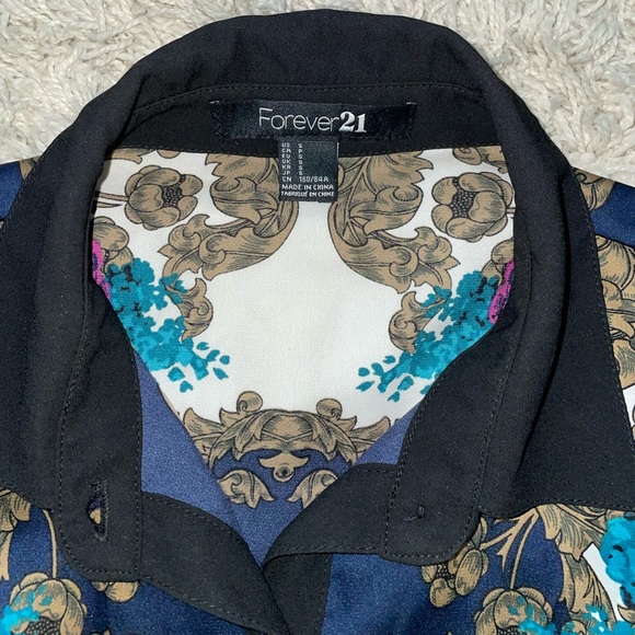 Forever 21 Button Up - Picture 2 of 3